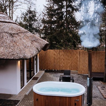 Отель Tree House Relax Park Кишинёв Экстерьер фото